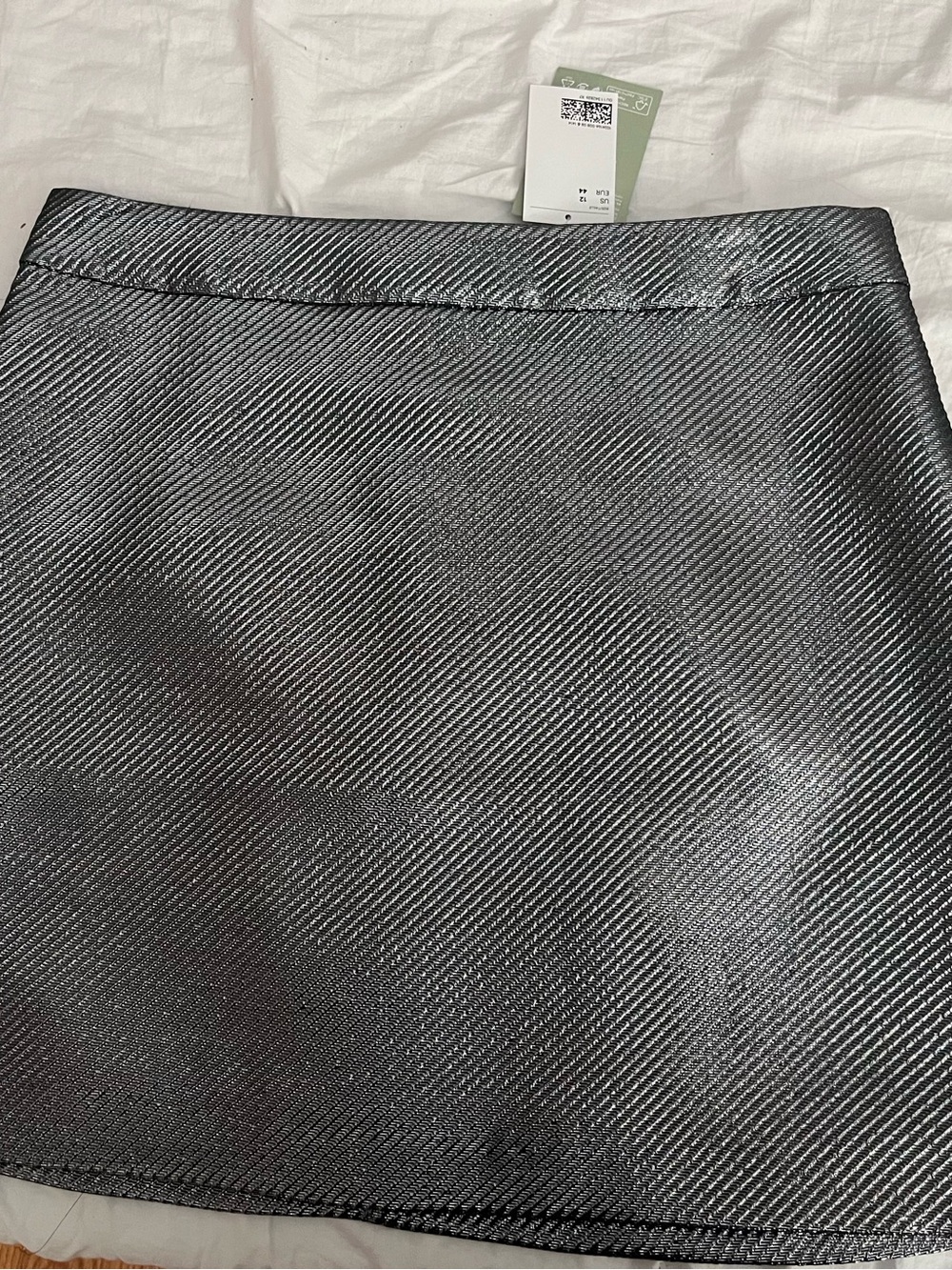 H&M Metallic Silver Diagonal-Texture Mini Skirt